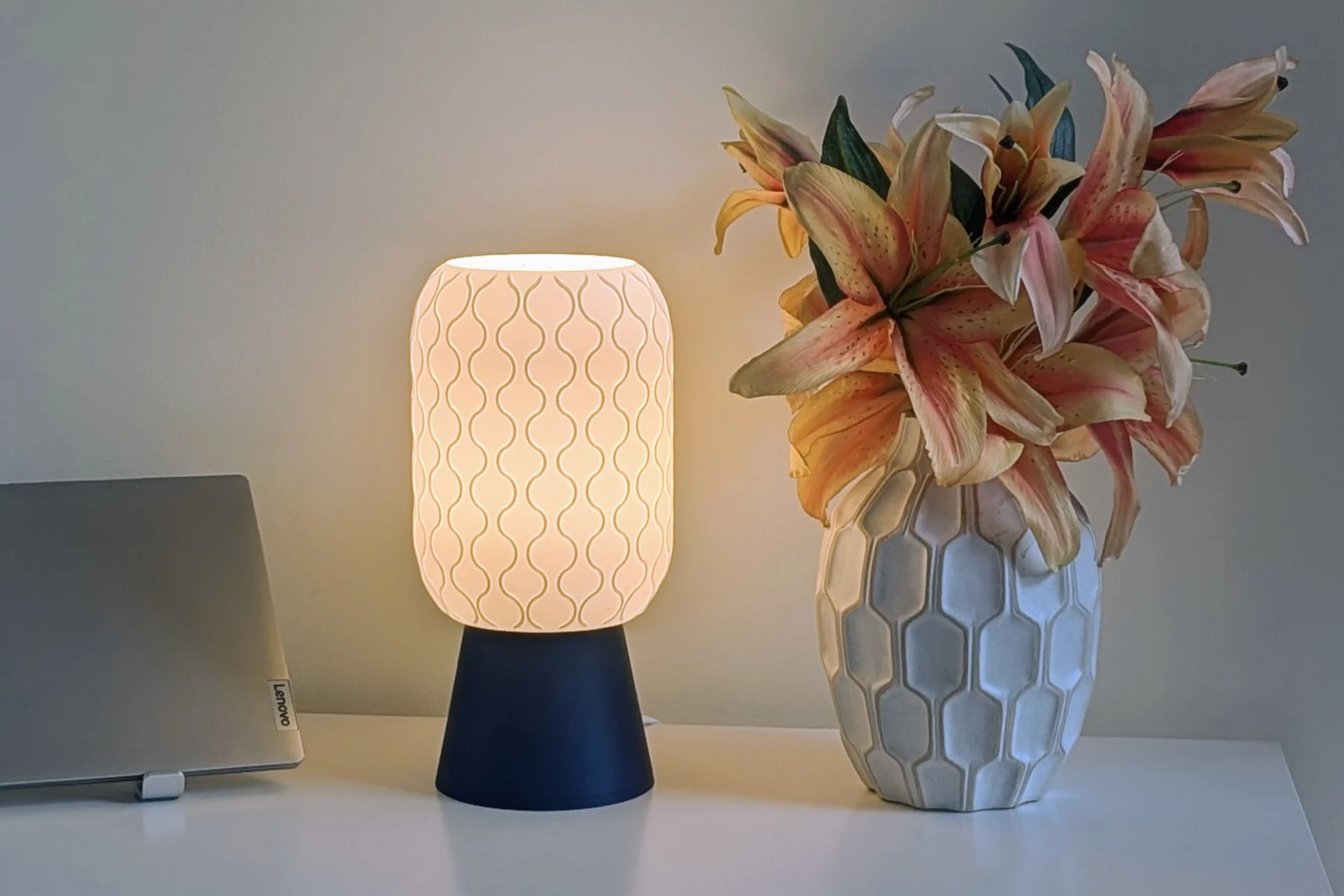 Cirrus Table Lamp